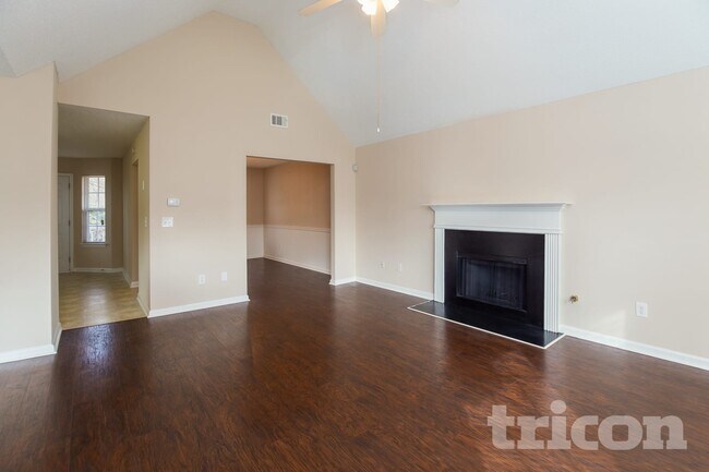 Photo - 11569 Registry Blvd