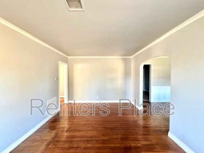 Photo - 1328 S Erie Ave