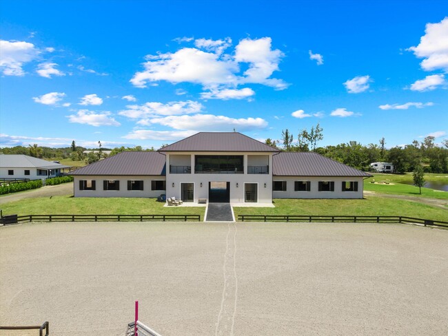 Building Photo - 16175 Deer Path Ln