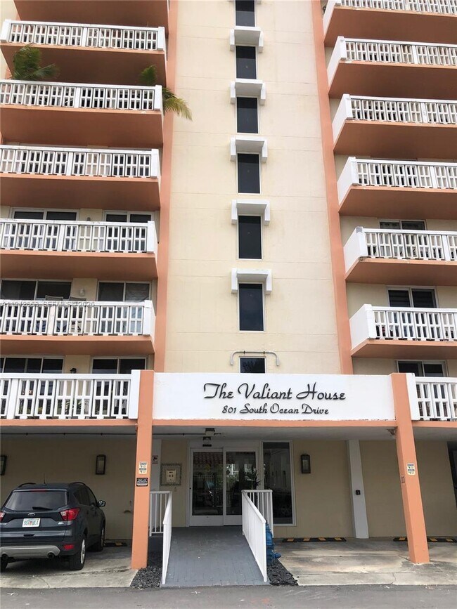 Photo - 801 S Ocean Dr Unit 1004