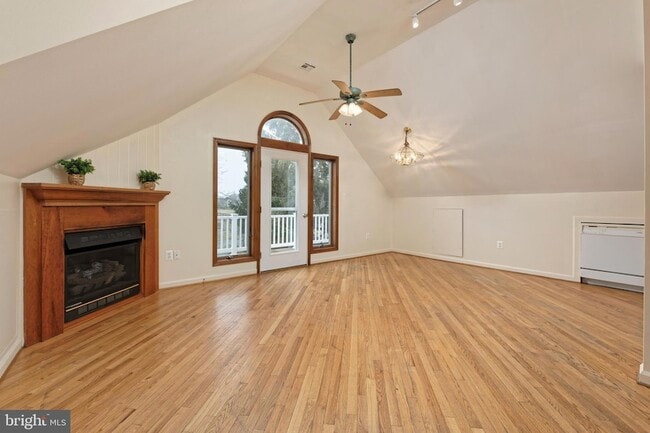 2211 Hatchers Mill Rd