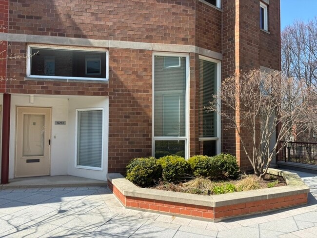 Building Photo - 1229 Central St