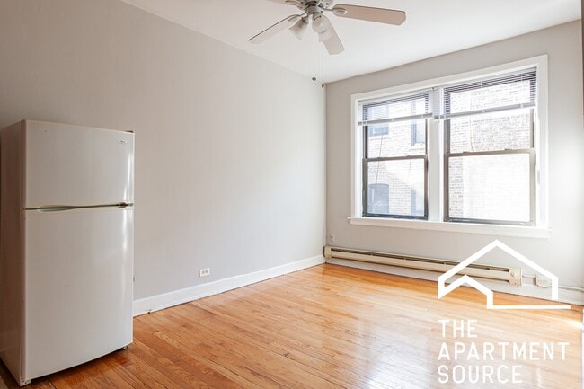 Photo - 1050 W George St Unit 301