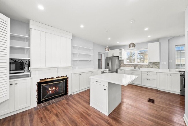 Photo - 11731 S Bell Ave