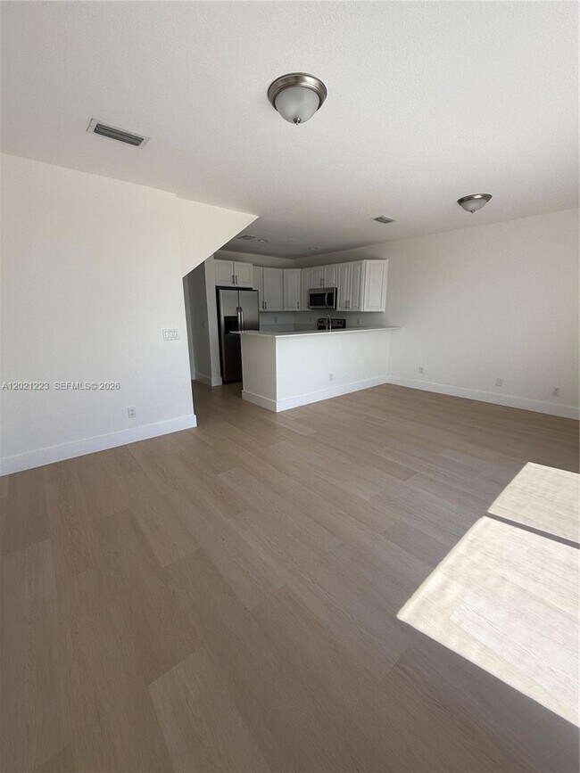 Photo - 1247 NE 23rd Ave