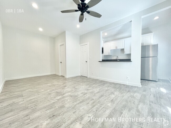 Building Photo - 1059 S Western Ave Unit 103A Rental