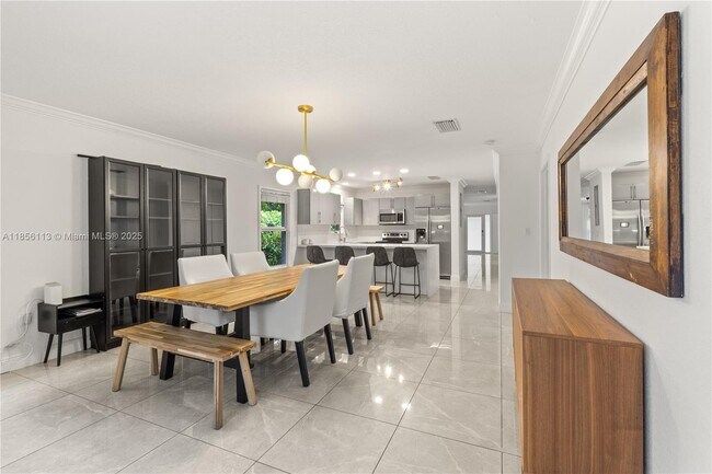 Photo - 1081 NE 132nd St