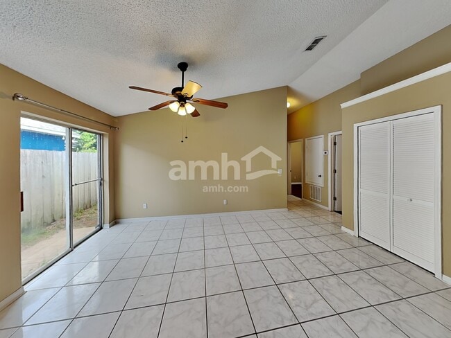 Photo - 12600 Parkbury Dr