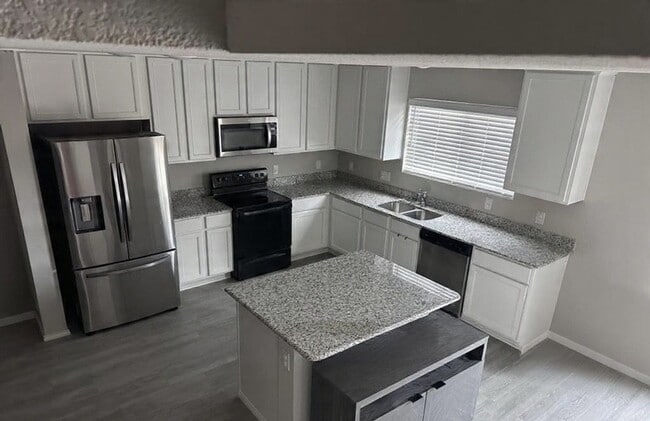 Photo - 6317 Bollard Dr