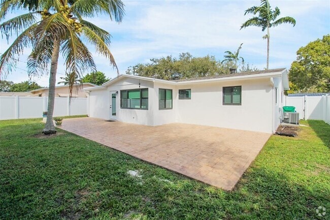 Building Photo - 9428 SW 51st Ct Rental