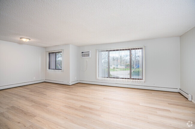 2BR,2BA - 1065SF - Living Room