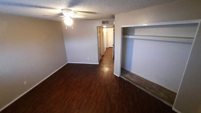 1138 E 2nd St Unit C
