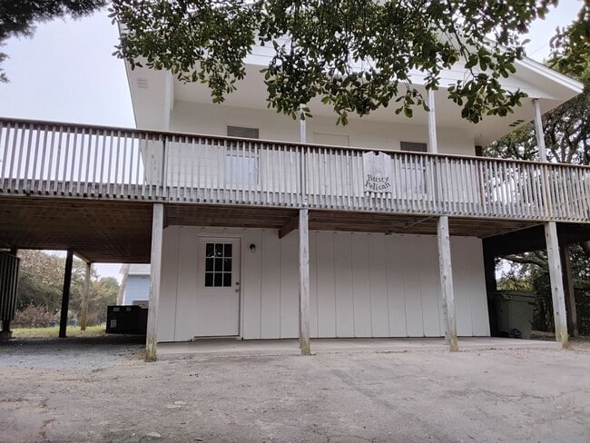 Building Photo - Single Family home in Emerald Isle