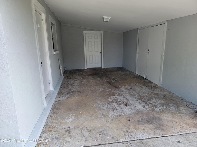Photo - 210 Linda Ave