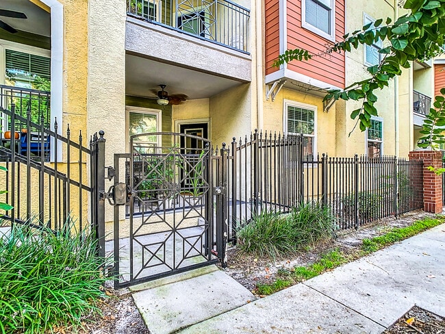 Photo - 1910 E Palm Ave Unit 1910 E Palm Av  11101