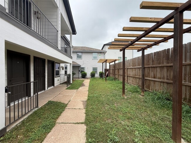 Photo - 3617 Rosalie St Unit 1
