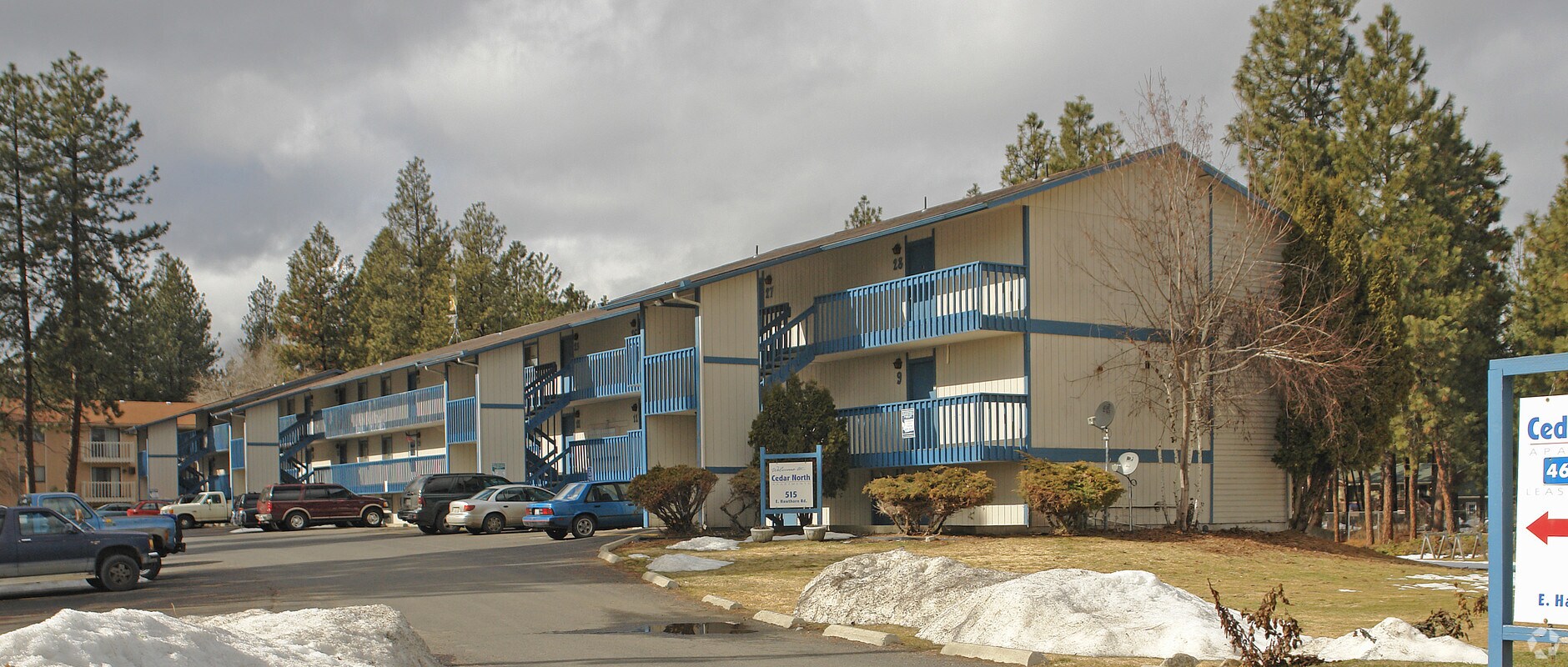 Cedar North Apartments - Cedar North Apartments