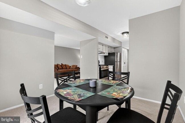 Photo - 2063 Royal Fern Ct Unit 39/21B