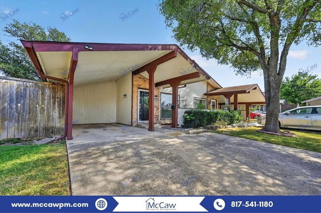 Building Photo - 708 Baruna Cir