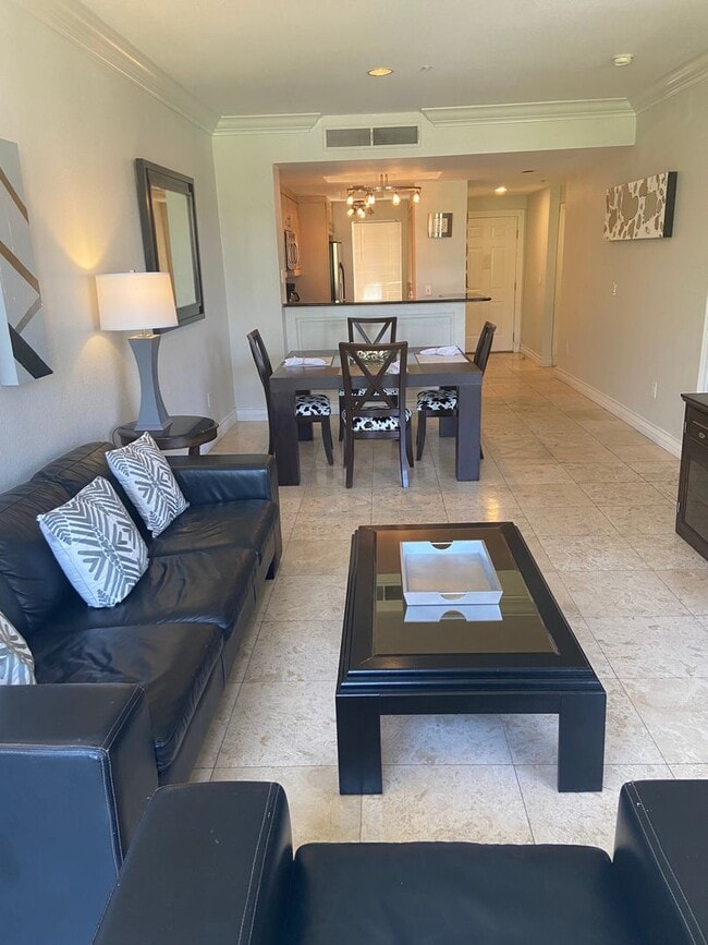 Photo - Amazing 2 bedroom furnished condo 1 block ...