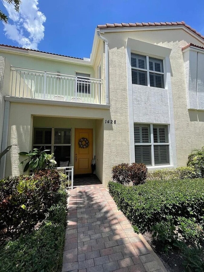 Northwest 50th Drive, Boca Raton, FL 33431 - 3 BR 3 BA townhouse - Northwest 50th Drive, Boca Raton, FL 33431 - 3 BR 3 BA townhouse
