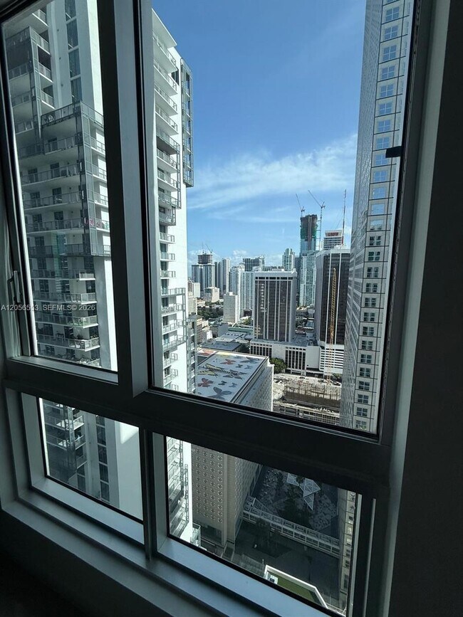 Photo - 300 S Biscayne Blvd Unit T-3301