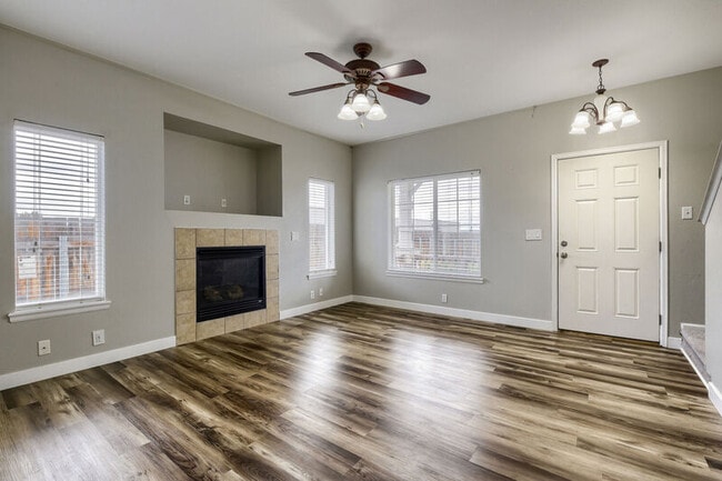 Photo - 8102 Silver Glen Dr