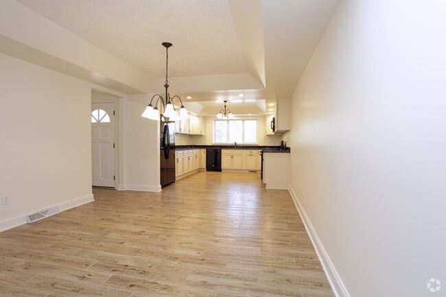 3BR - Dining Area