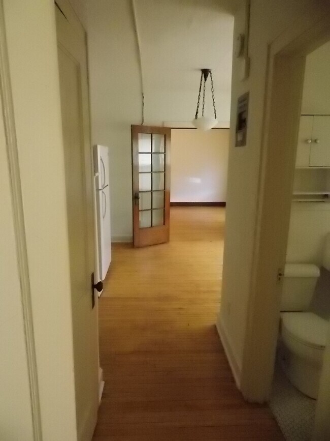 Kensington Hall Apartments