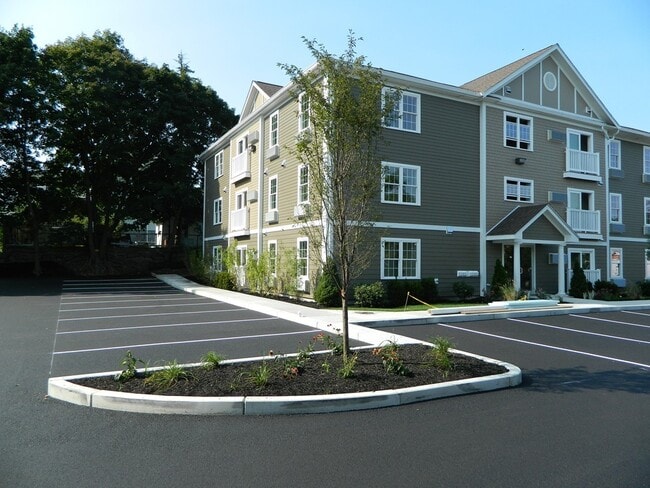Photo - 205 Elm St Unit 201