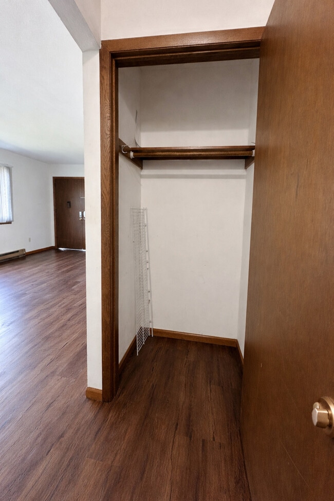 Photo - Eagle Rock Apartments