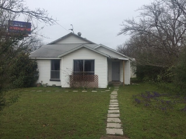 1940's Rent Home near UNT, Priced to Lease... - 1940's Rent Home near UNT, Priced to Lease...