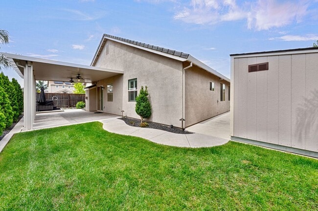 Photo - Beautiful Lincoln Home with Solar, 3-Car Garage & Trailer Parking!