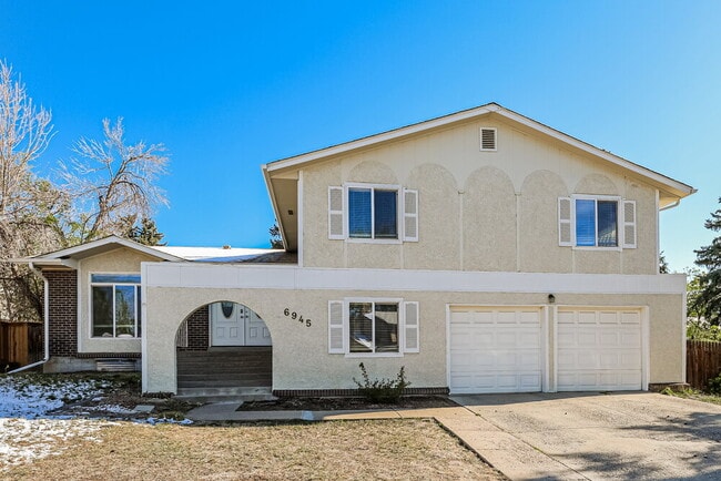 Building Photo - 6945 W 83rd Ave