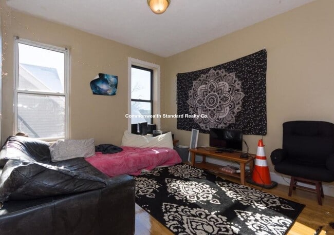 Photo - 17 Highgate St Unit 7