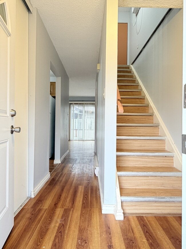 Photo - 8401 Darlington Crescent