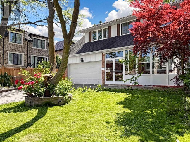 Photo - 32 Wycliffe Crescent