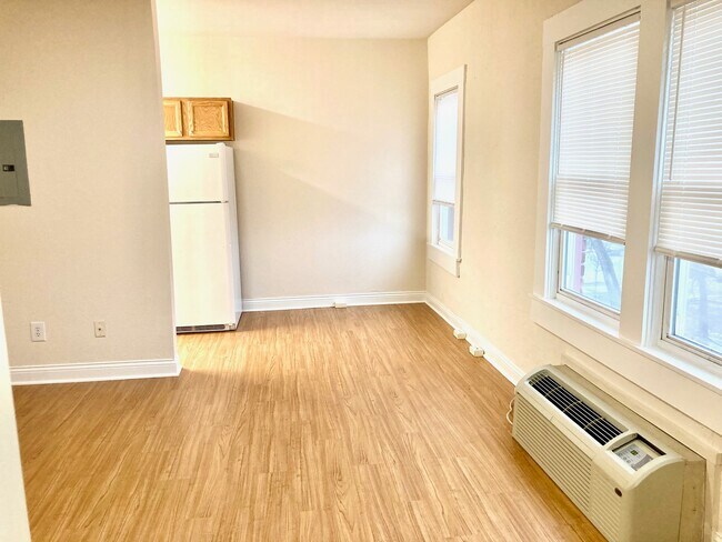 Living Room - Dunbar Court