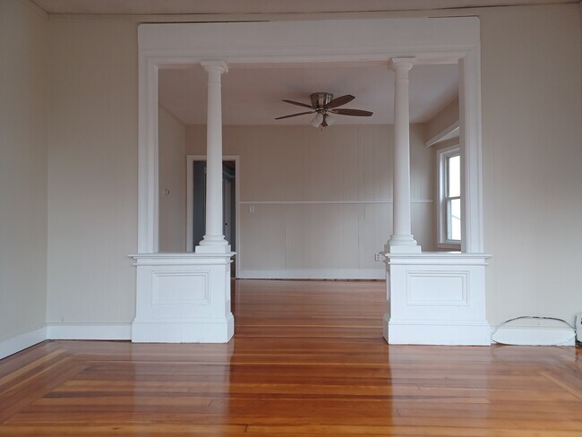 Photo - 22 Chestnut St