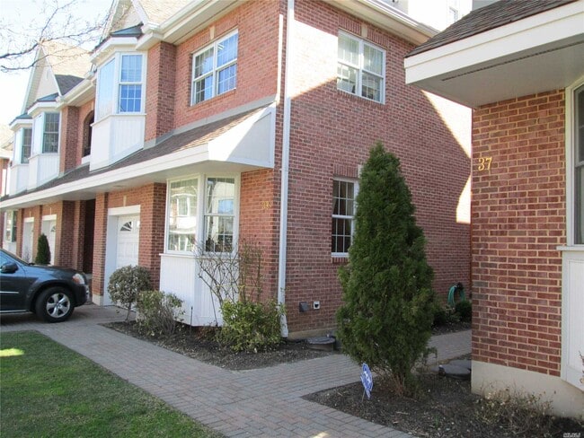 Photo - 33 Portico Pl Townhome