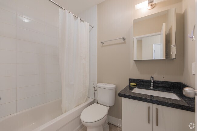 BACHELOR - 450SF - Bathroom - Warren Court Apartments