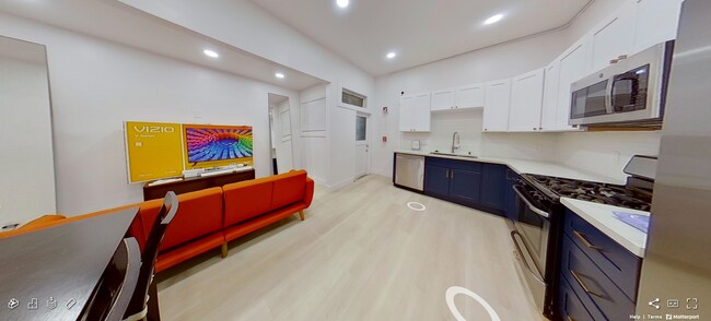 2414 Dwight Way