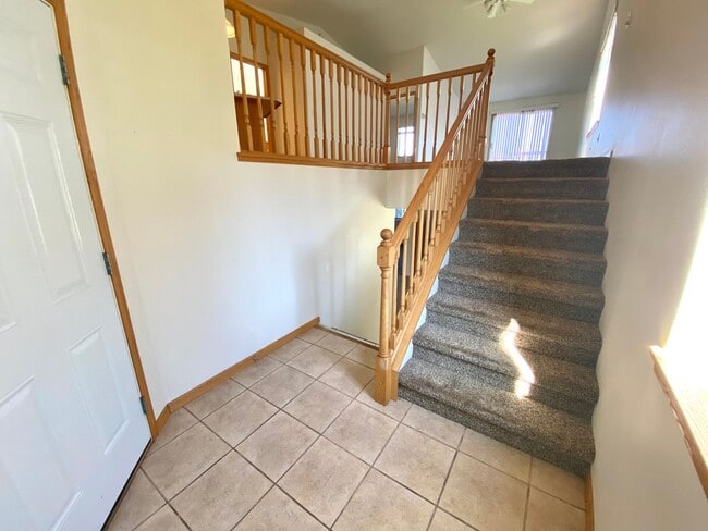 Photo - 3 Bed, 2 Bath Townhome