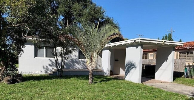 Building Photo - 13300 NE 10th Ave Rental