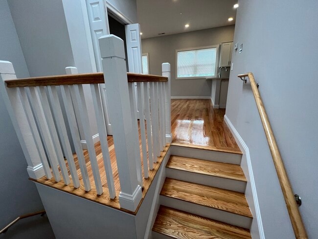 Photo - 126 Cross St Unit 6