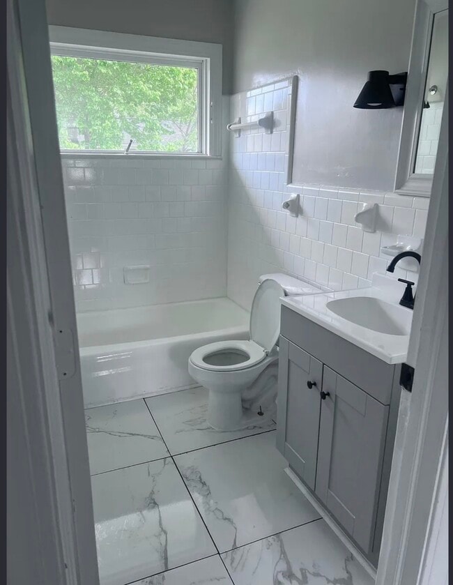 Photo - 501 S Dennis St