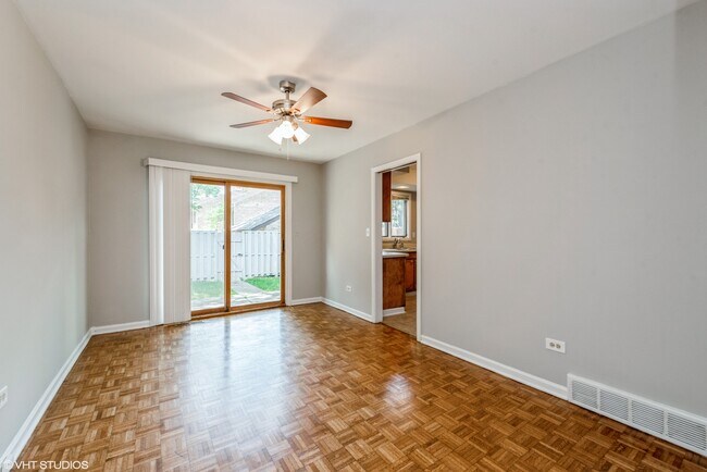 Photo - 752 Concord Ln Unidad 746