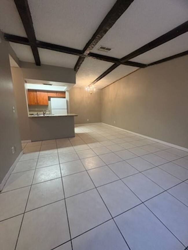 Photo - 3080 St Paul Dr House