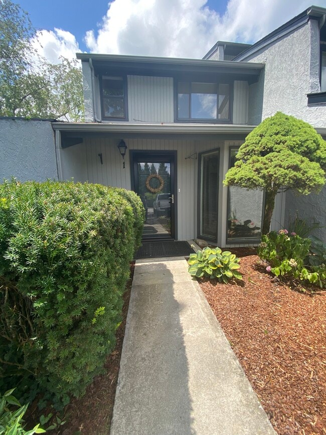 Photo - 2420 Volunteer Pkwy Unidad 1 Rental
