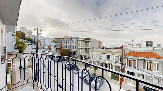 Photo - 759 Green St Unit 3A